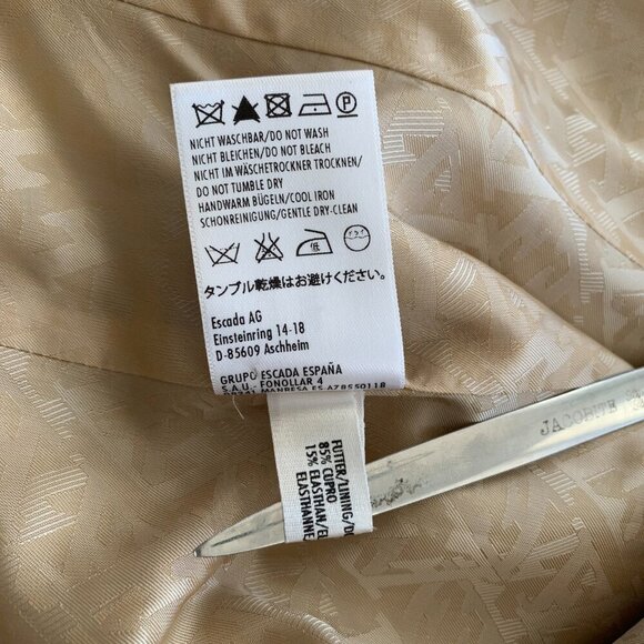 Escada Silk Wool Cotton Blend Two Button Structured Blazer - Picture 11 of 15